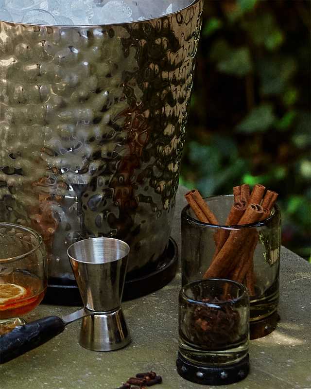 Papacito Zackshot Glass